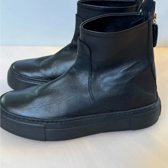 AGL Leather  Meghan Platform Sneaker Bootie Size Women’s 6/36 Made It Italy - Picture 4 of 7